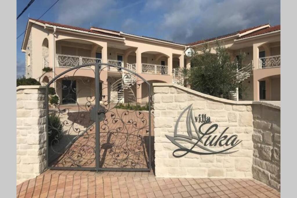 Villa Luka Lopar Exterior photo